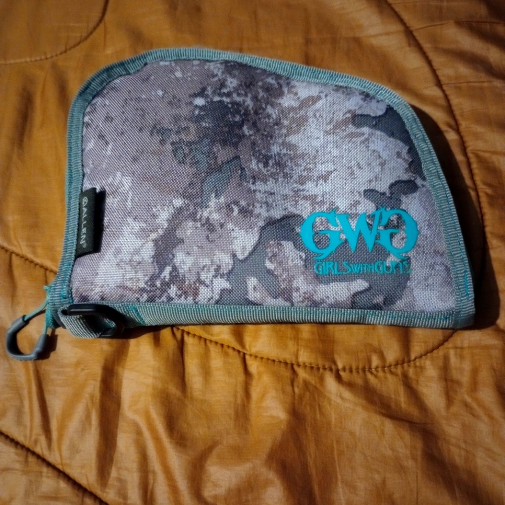 GWG 8" case